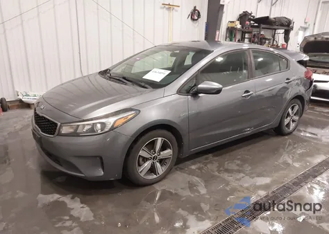2018 Kia Forte S z USA, uszkodzony, nr VIN 3KPFL4A79JE225417